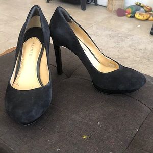 Gianni Bini black platform stiletto heals